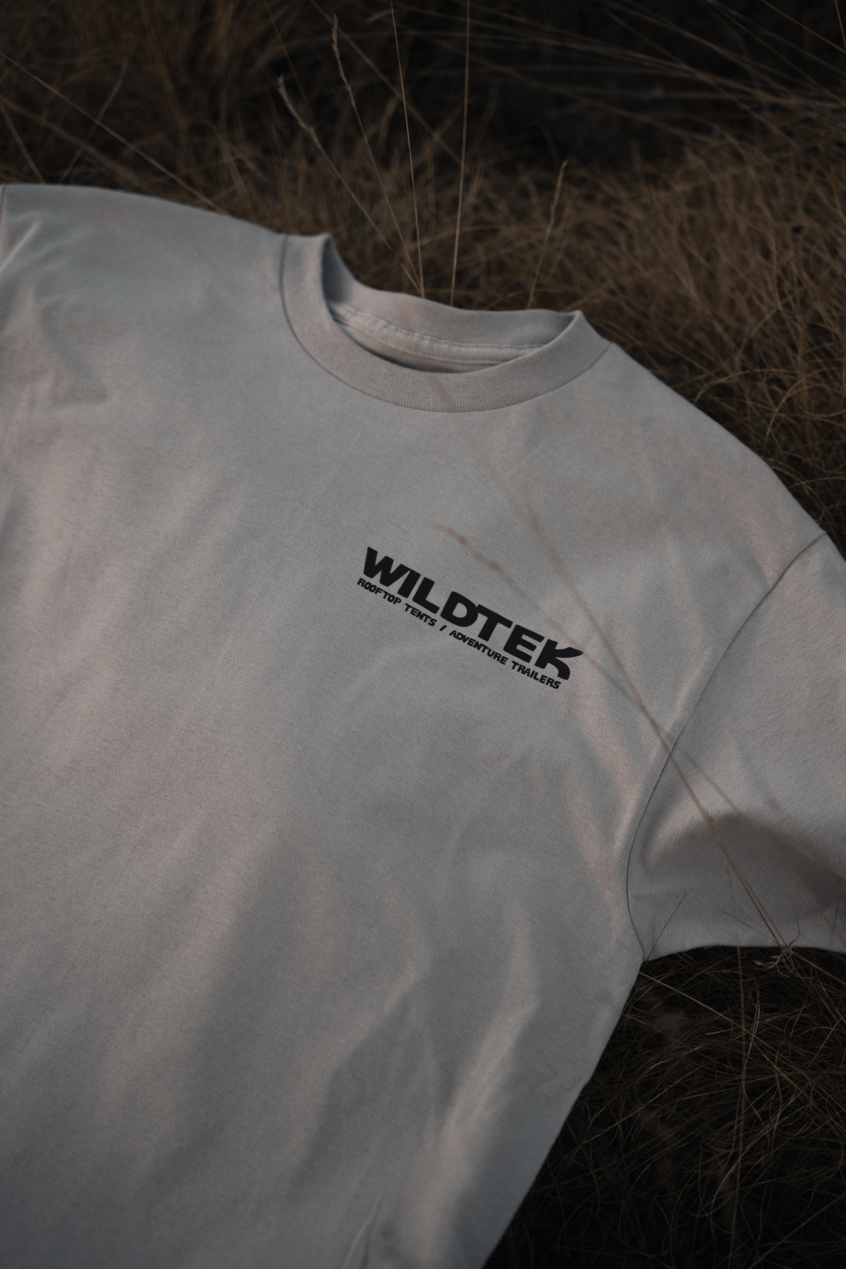 Le Outsider - T-Shirt - Image 7